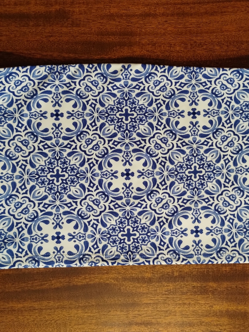 🆕 Blue & White Printed Crop Top